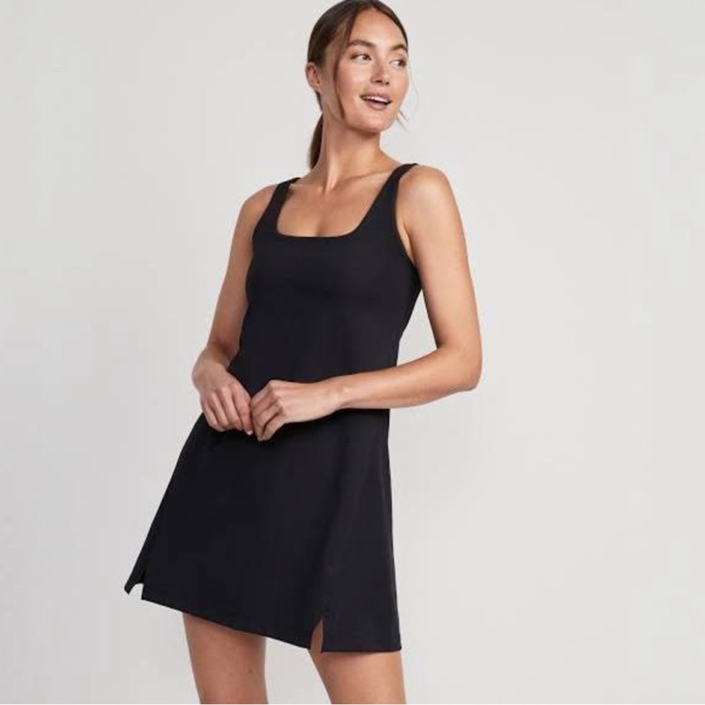 Old Navy Powersoft Sleeveless Shelf-Bra Support Dress - size XS. CC